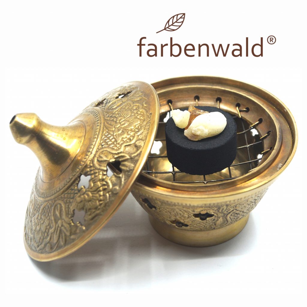 Brenner mit Deckel und Sieb (Messing) – Farbenwald